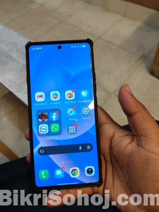 Tecno camon 40